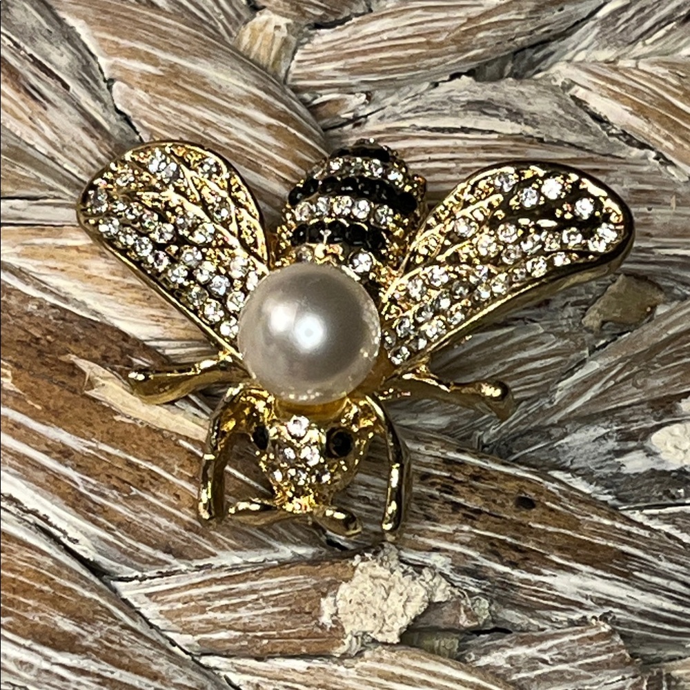 Gold Tone Bee Brooch or Pendant with Faux Pearl‎ Accent & Rhinestones